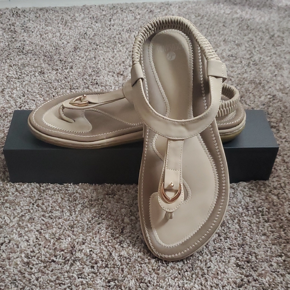 SoCoSands‎ Tan Comfort Slip-On Sandals | Gold Accent  | Size 40 (Fits 8–8.5)